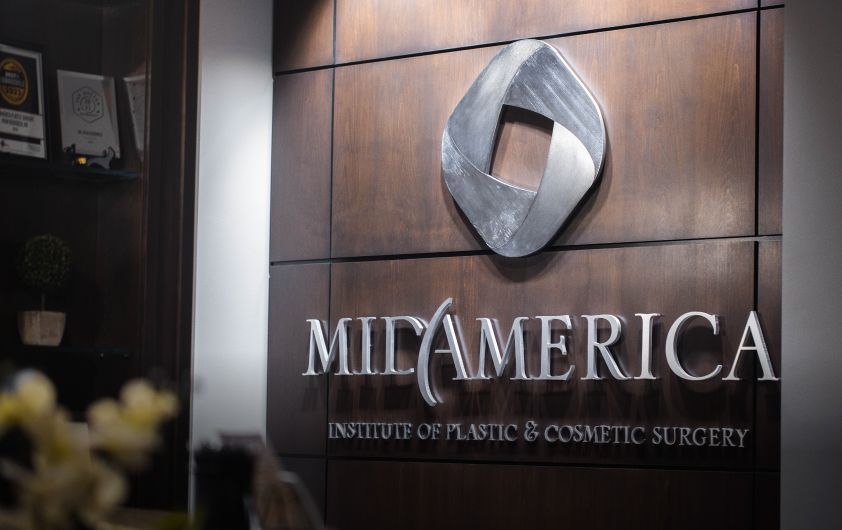 MidAmerica Institute of Plastic and Cosmetic Surgery sign