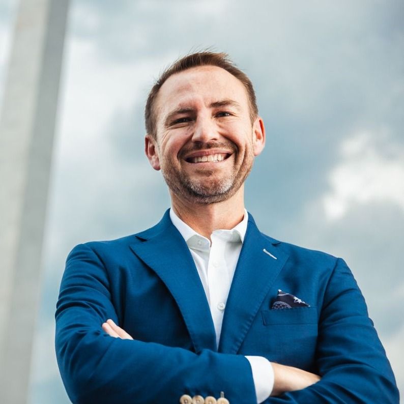 Glen Carbon Plastic Surgeon, Dr. Ryan Diederich